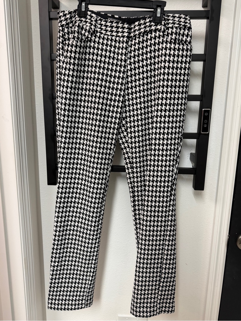 Express Black & White Houndstooth Dress Pants